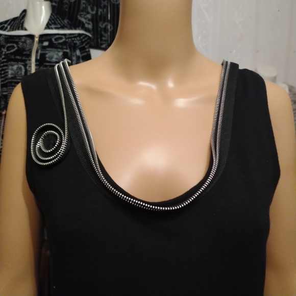 🌺Sohung Designs Black zipper dress  size med *collectors piece🌸 - Picture 8 of 9